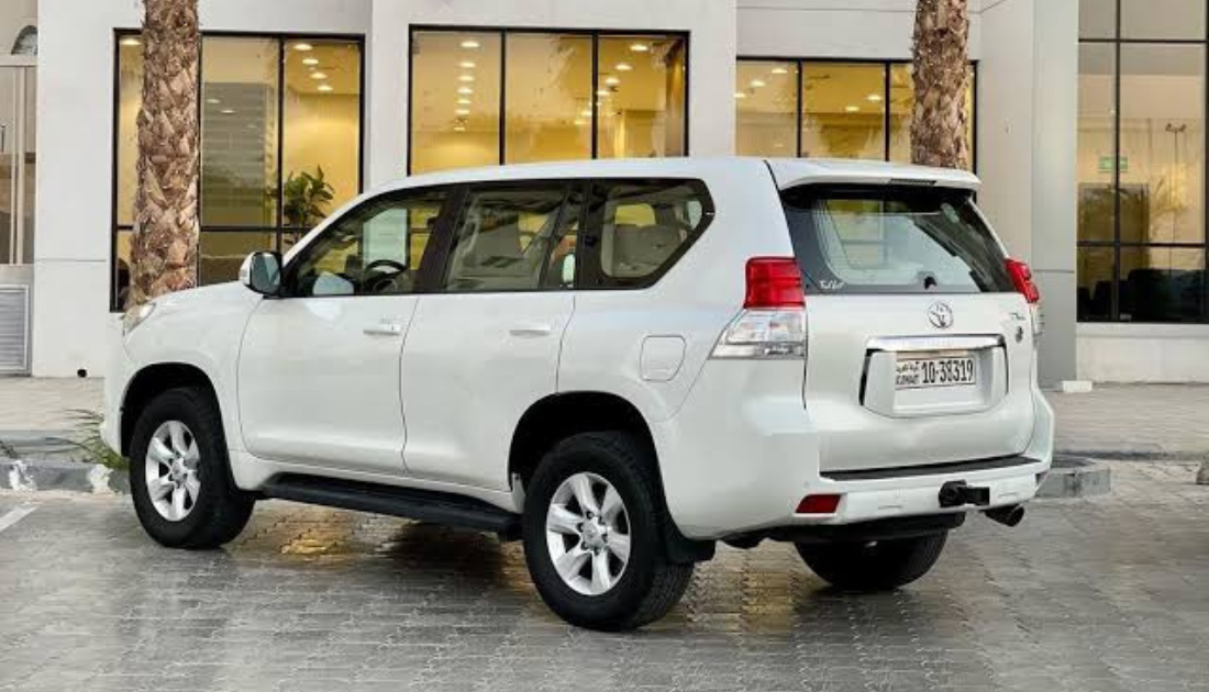 سيارة لاند كروزر برادو مستعملة بأرخص سعر وبحالة جيدة في السعودية